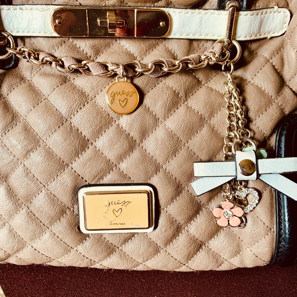 Guess Purse - Picture 2 of 5